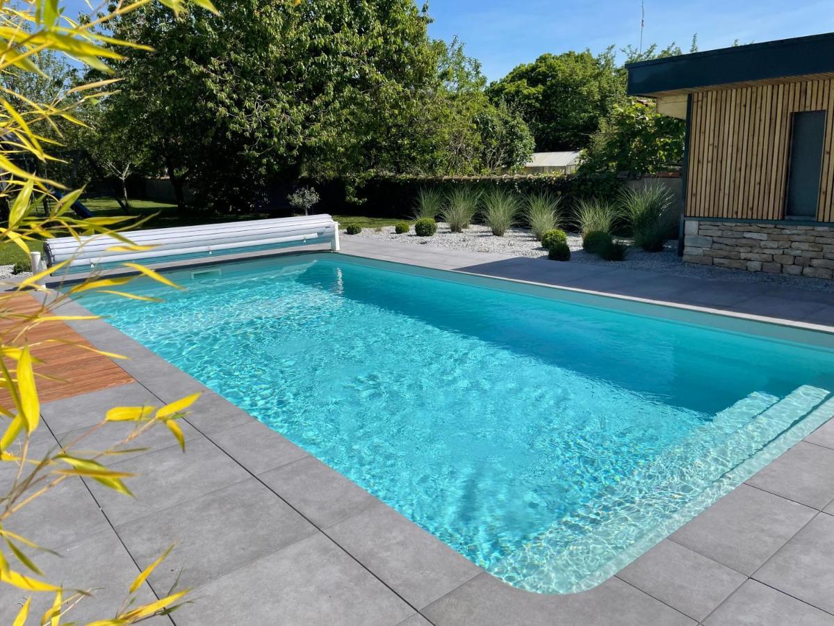 Chouzelot Sejour Detente - Appart'Hotel N 1 Avec Jaccuzi, Piscine Et Petit-Dejeuner מראה חיצוני תמונה