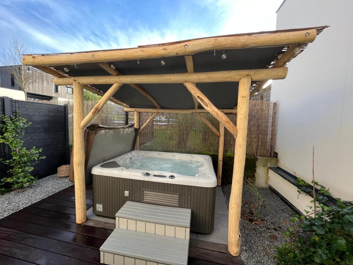 Chouzelot Sejour Detente - Appart'Hotel N 1 Avec Jaccuzi, Piscine Et Petit-Dejeuner מראה חיצוני תמונה