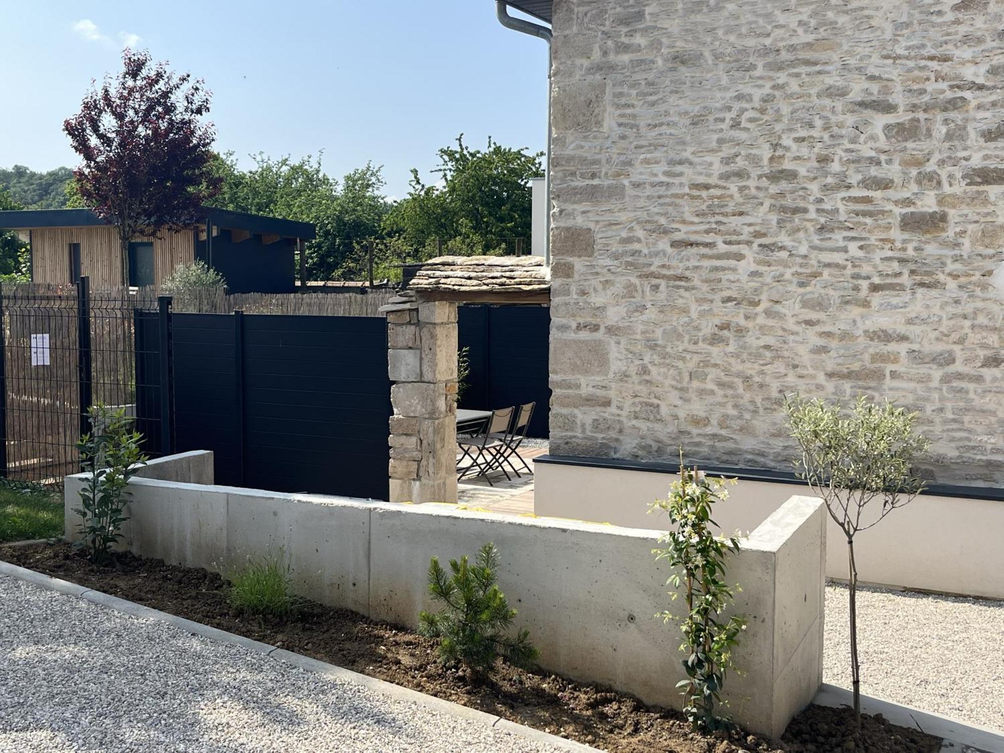 Chouzelot Sejour Detente - Appart'Hotel N 1 Avec Jaccuzi, Piscine Et Petit-Dejeuner מראה חיצוני תמונה